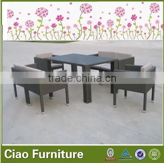 2014 New Style PE Rattan High End Garden Dining Table With Chairs photo-3