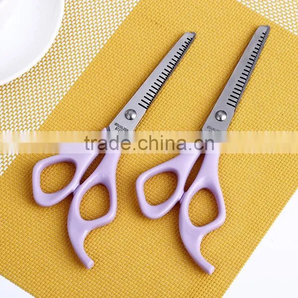 AOY18 Plastic Handle Hair Scissors , Easy Carry Safty Hair Cutting Scissors With Tooth photo-2