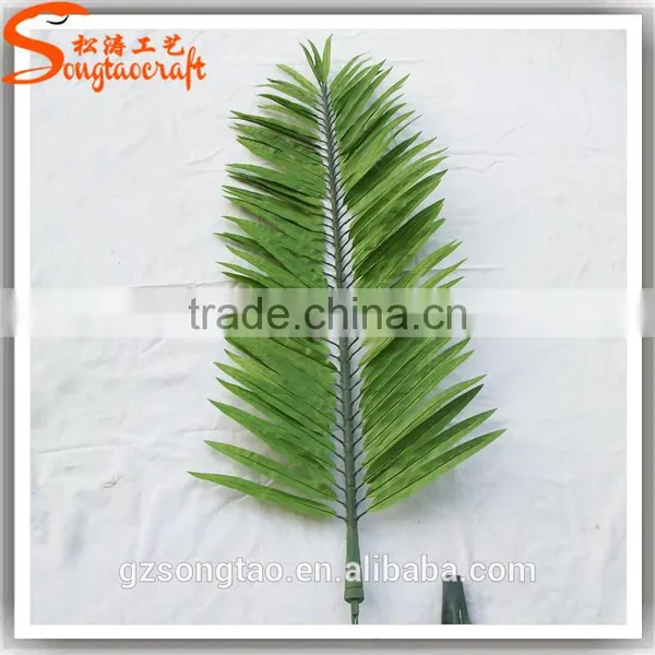 Artificial Date Palm Tree Hight Quatily Landscaping Garden Decoration Fiberglass Large Colorful Coconut Palm Tree for Sale photo-6
