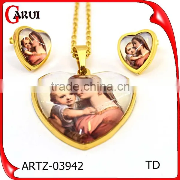 316l Stainless Steel Jewelry Pendant Necklace Heart Shape Blessed Virgin Mary Gold Jewelry 18k photo-2