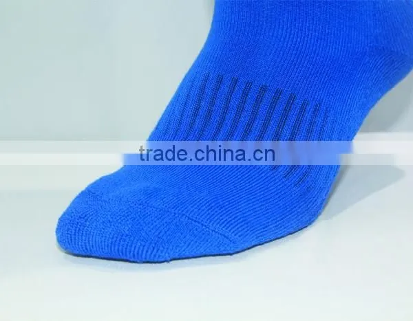 Wholesale 100% Polyester Stock Long Striped Soccer Socks photo-3