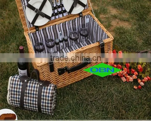 Rattan Material 4 Person Hand Woven Wicker Picnic Basket for Sale photo-2