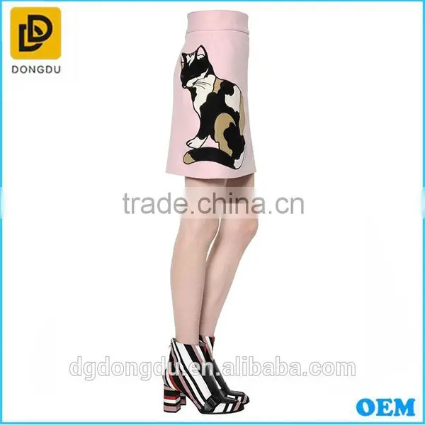 2016 New Design Pink Embroidery Mini Skirt photo-3