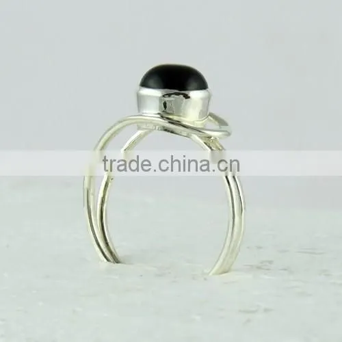 Aura Of Beauty Black Onyx Ring, Gemstone Silver Jewellery, Online Silver Jewellery photo-4