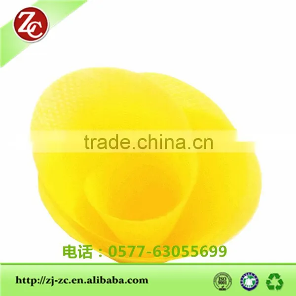 Blue Color 100% PP Nonwoven Roll Fabric Factory Direct Sale photo-6