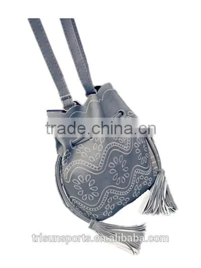 Wholesale Tote Leather Outdoor Bag Custom Handbang photo-3