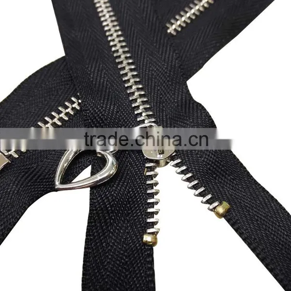 No. 3 # Heart Design Pull Black Metal Zipper,15cm Y Teeth Gold Metal Zipper for Clothing photo-2
