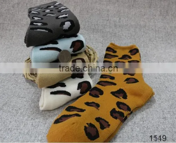 Cheap Young Man Fashion Camo Design Sublimation Printing Socks photo-2