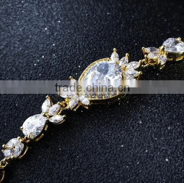 Italian 18k Gold Plated Fashion Jewelry Set photo-6