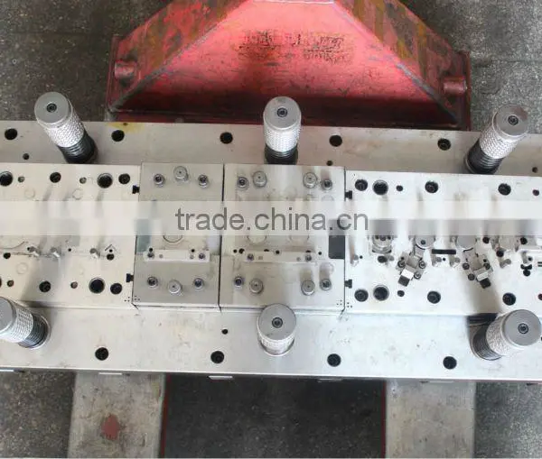 Progressive Die for Sheet Metal Forming photo-2