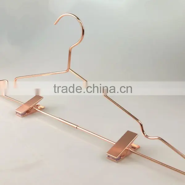 Fashion Metal Wire Clothes Clips Hanger for Heavy Coat photo-2