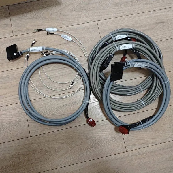 Cable From I/o Module to Terminal Unit Nktu01 - 15, 15 Feet (approx. 4.57 Meters), Pvc Sheath