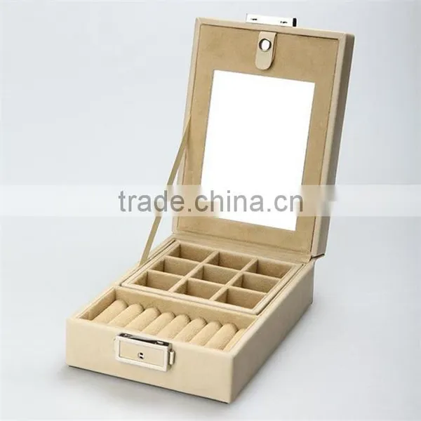Luxury White Deluxe Leather Jewelry Case photo-2