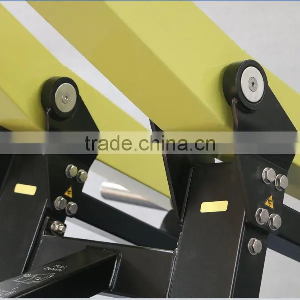 Commercial Gym Body Strong Fitness Equipment photo-5