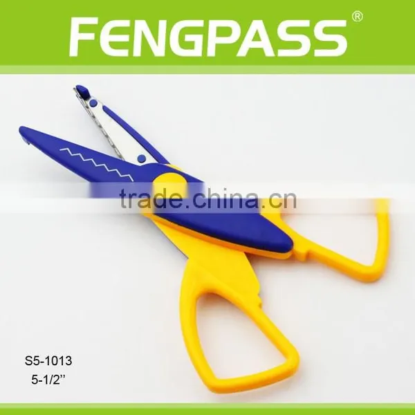 S5-1013 5.5 Inch 2Cr13 Stainless Steel Blade With Colorful Plastic Handle Shape Cutting Scissors photo-2