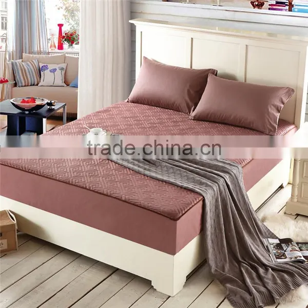 Supplier Patchwork Cotton Fabrics Quilted Waterproof Mattress Protector for Hotel/Hospital photo-2