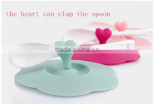 Food Grade Soft Silicone Strong Adsorbability Universal Cup Lids With Animal photo-3