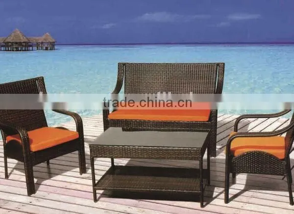 Ratten Sofa Sets