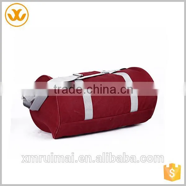 China Wholesale Shoulder Strap Red Canvas Cylinder Shape Sports Bag photo-2