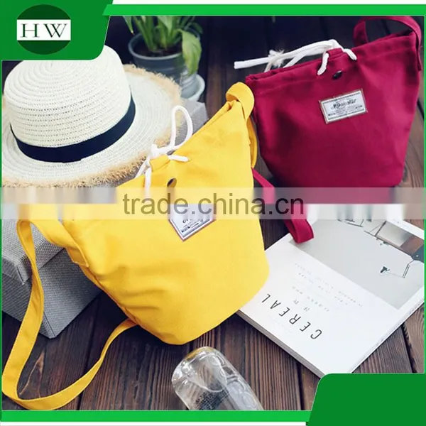 Promotional Eco Friendly Custom Fashion Vintage Women Canvas Messenger Bag photo-5