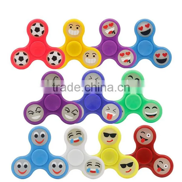 High Quality Cheap Wholesale Hand Spinner Plastic Kids Emoji Glow Spinner photo-3