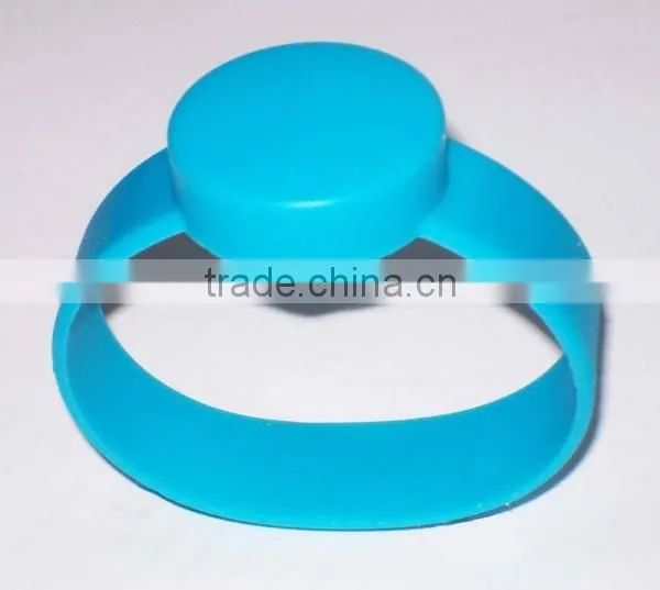 Multi-day Use RFID Tag Wristbands for Amusement Parks photo-3
