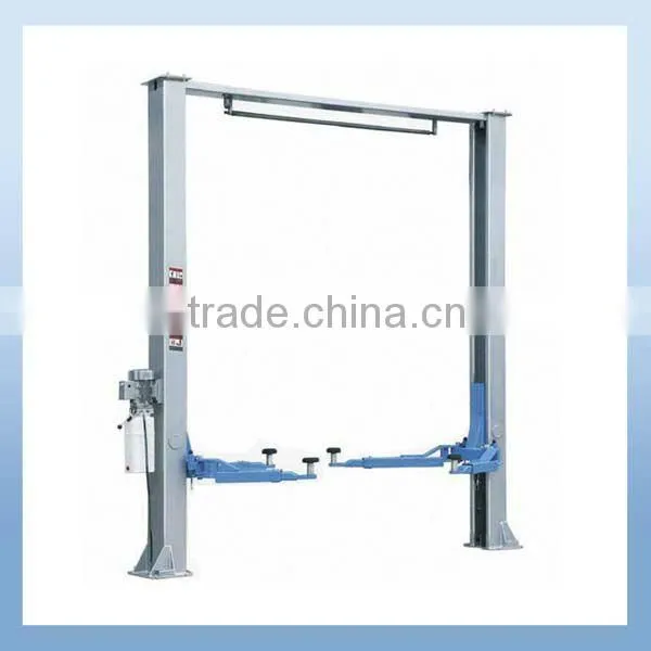 Symmetric Column Clear Floor Two Post Car Lift