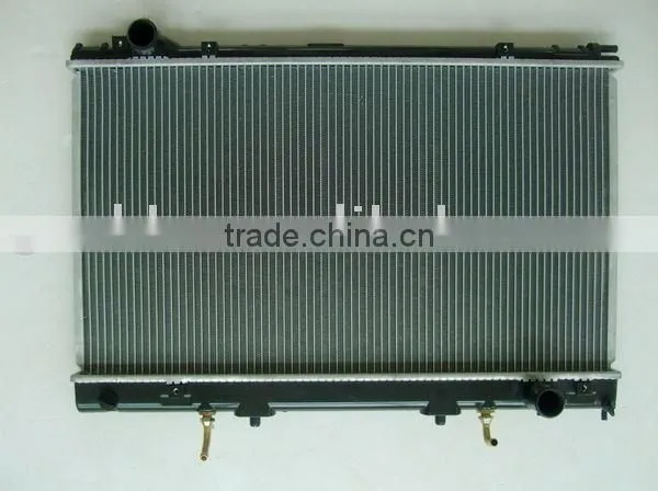 Car Radiator for Lexus LS400 (TO-037 AT)
