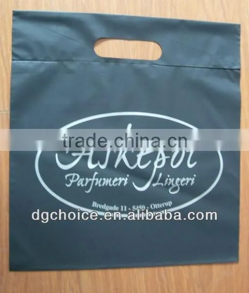Custom Made Custom Print Punching Bags Die Cut Plastic Bag With Handle Wholesale photo-3