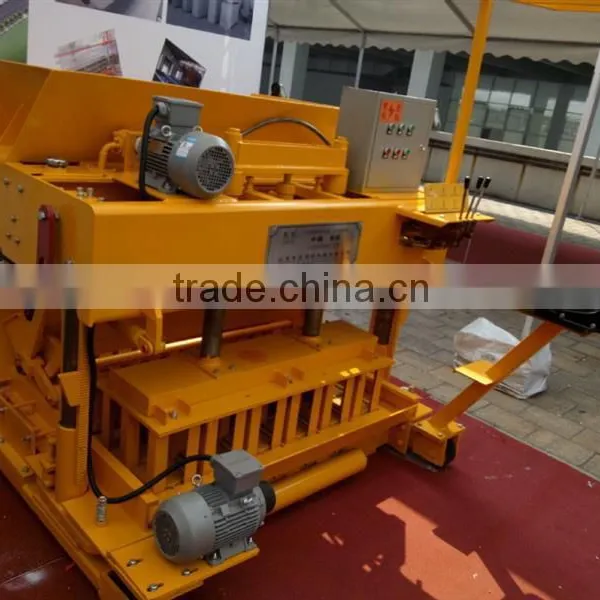 Automatic Mobile Block Machine QT6-25 photo-2