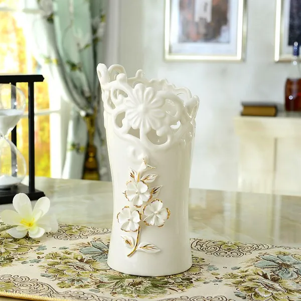 Chinese Gild Hand Made Hollow Out Modern Simple Creative Ceramic Vase For Shopping Mall Decor photo-2