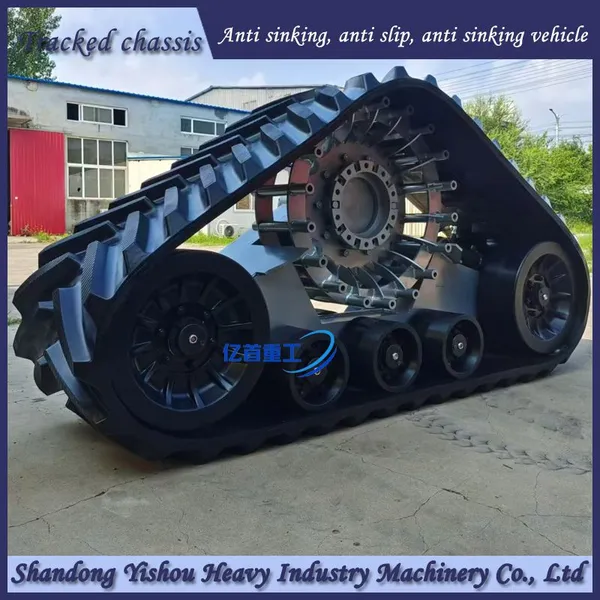 Say Goodbye to the Embarrassment of Getting Stuck in a Car! New Holland Harvester Modified With Rubber Half Track, Providing Unobstructed Access to Global Farmland photo-4