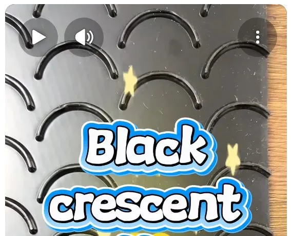 Black Crescent-patterned PVC Conveyor Belt