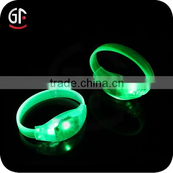 2016 Cool Novelty Gifts Vibrating Led Bracelet photo-4