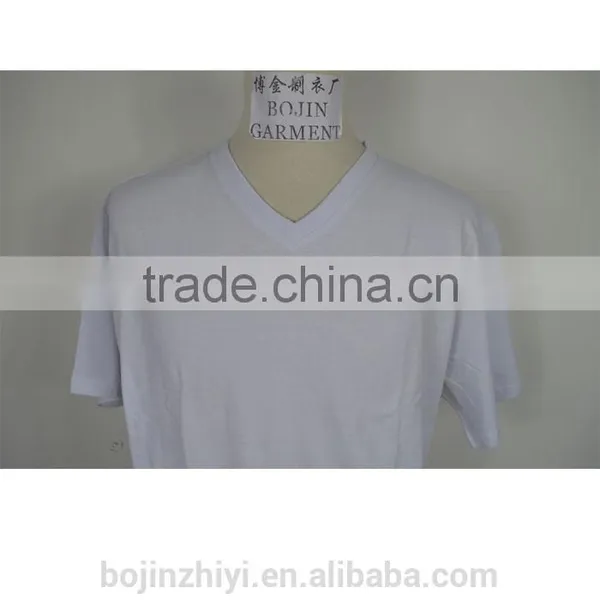 White V Neck t Shirt photo-3