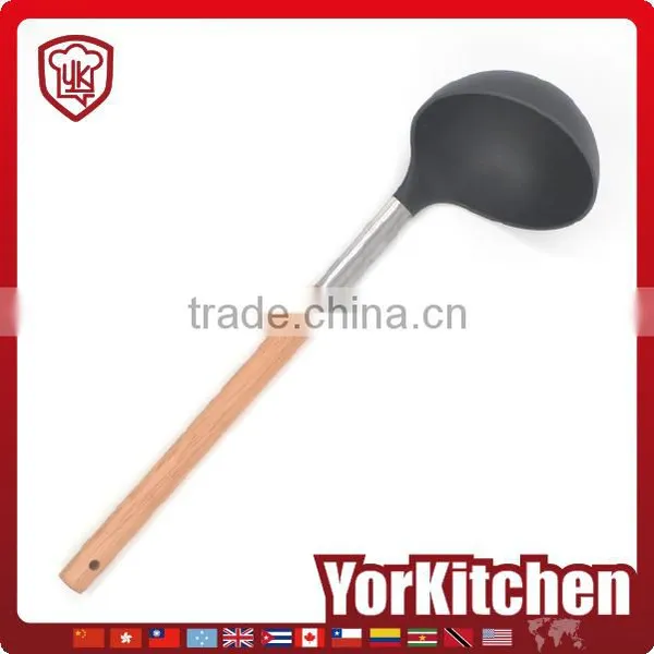 Latest Popular Commercial Industrial Wooden Handle Nylon Ladle Kitchen Accessories