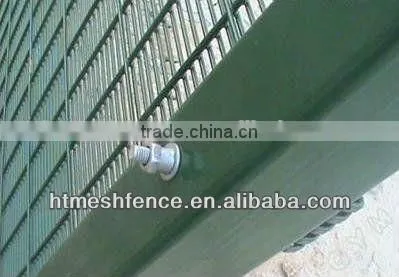 Pvc Coated Green Vinly Airport Bend Welded Wire Mesh Security Fence for Yard Guard photo-4