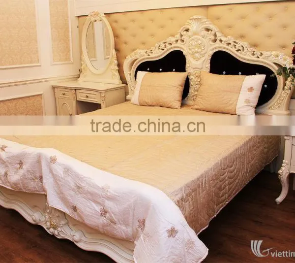 Hand Embroidered Blanket With Various Design and Colour, 100% Handmade in Vietnam photo-4