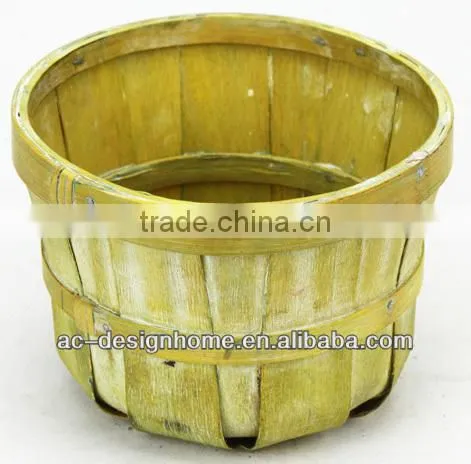 GOLDEN YELLOW WASH ROUND BAMBOO CHIP BASKET