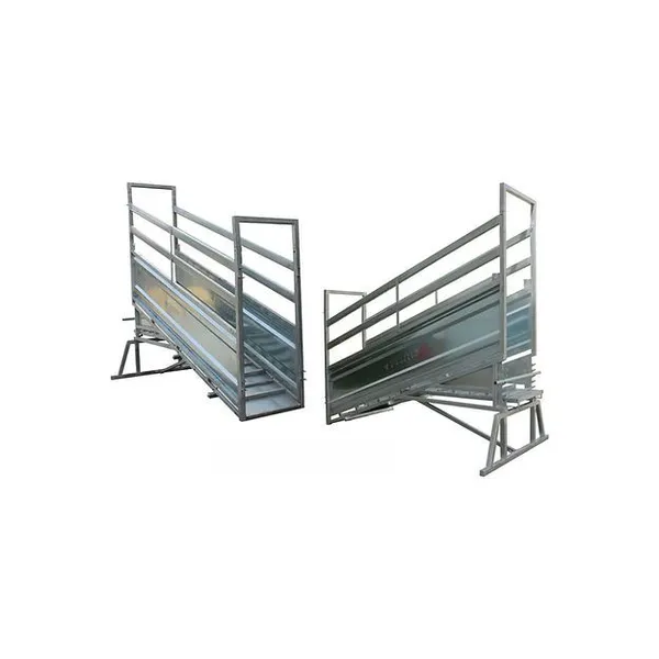 Heavy Duty Cattle Loading Ramp With Winch Galvanized Portable Livestock Cattle Goat Sheep Loading Ramp photo-3