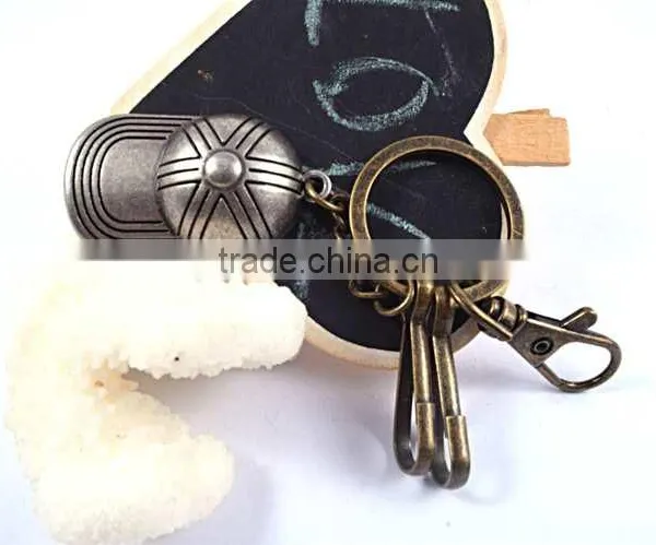 Custom Metal Creative Christmas Gift Man Keychain Promotional photo-4