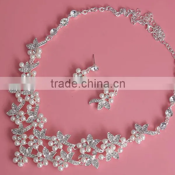 Wedding Pearl Rhinestone Jewelry Set Bridal Necklace and Earring Set photo-3