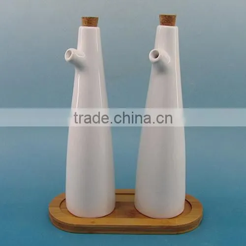 Wholesale Ceramic Vinegar and Oil Dispenser in High Quality photo-3