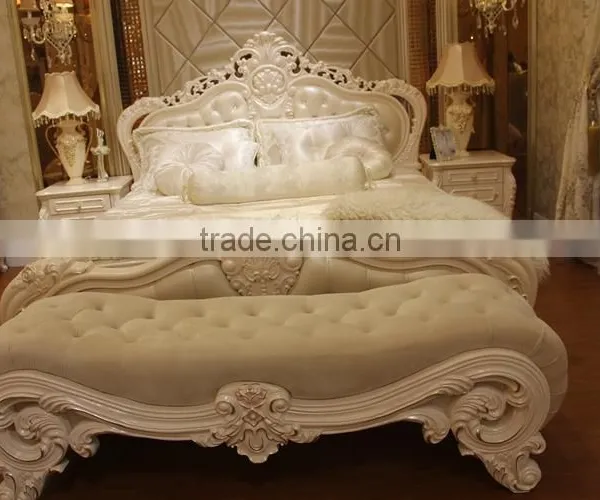 White Luxury Antique Customized Oak Solid Wood Luxury Wardrobe for Sale photo-2