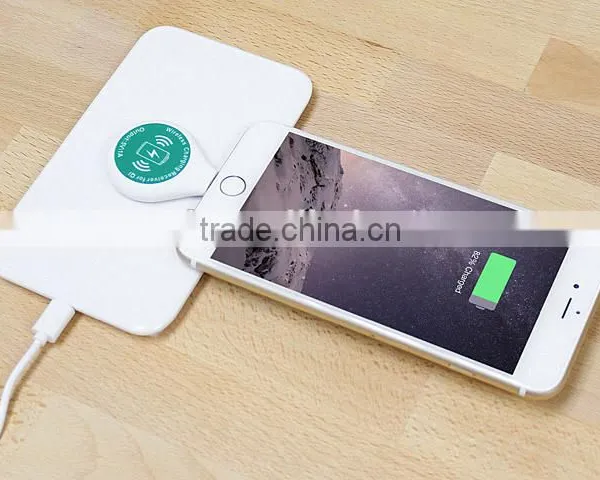 Innovative 8-Pin Connector Qi-Standard Wireless Charger Adapter For IPhone5 / 6 / 7 Series photo-4