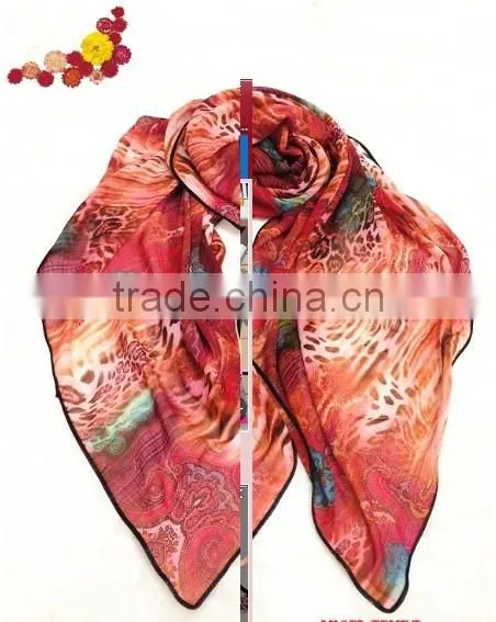PRINTED POLYESTER SCARF photo-2