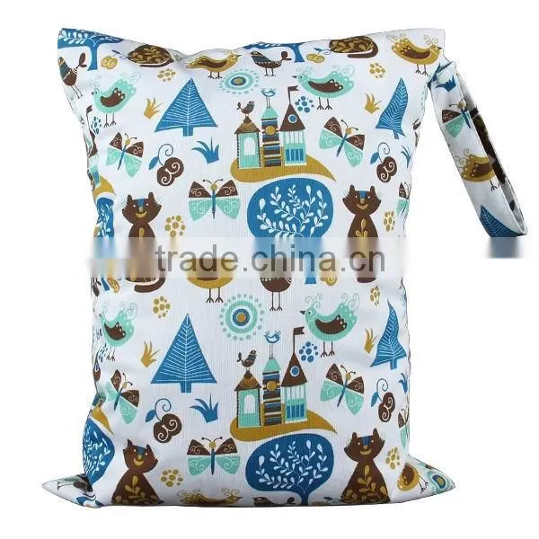 New Products Printed PUL Cloth Diaper Wet Bags Many Usage Fashion Handle Cloth Bags
