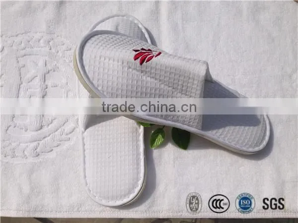 Personalized Hotel and SPA Waffle Slipper With Embroidary Logo for Men Bathroom Slippers photo-2