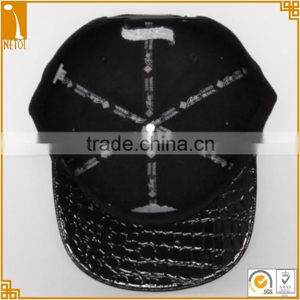 6 Panel Sports Style Black Leather Patch Brim Custom Snapback Caps photo-4