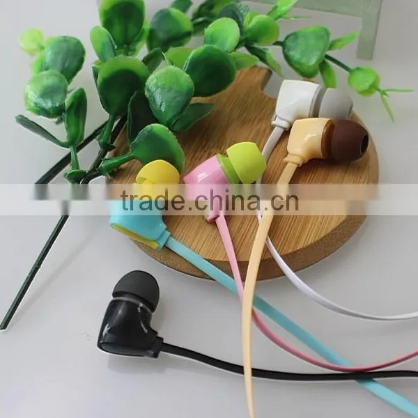 Colorful Earphones ,Flat Cable Earphone.Earphones China Wholesale photo-4